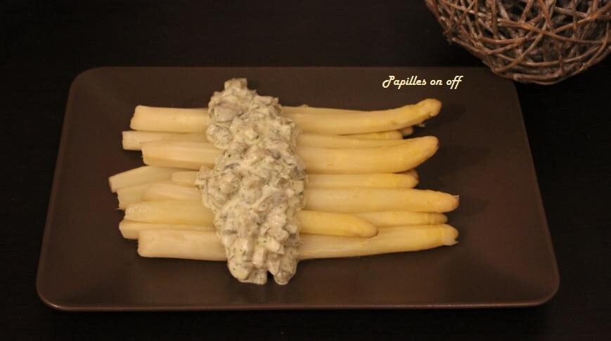Asperges blanches sauce tartare