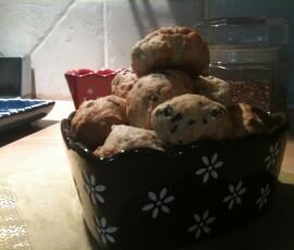 Biscuits apéritifs soufflés au fromage et origan