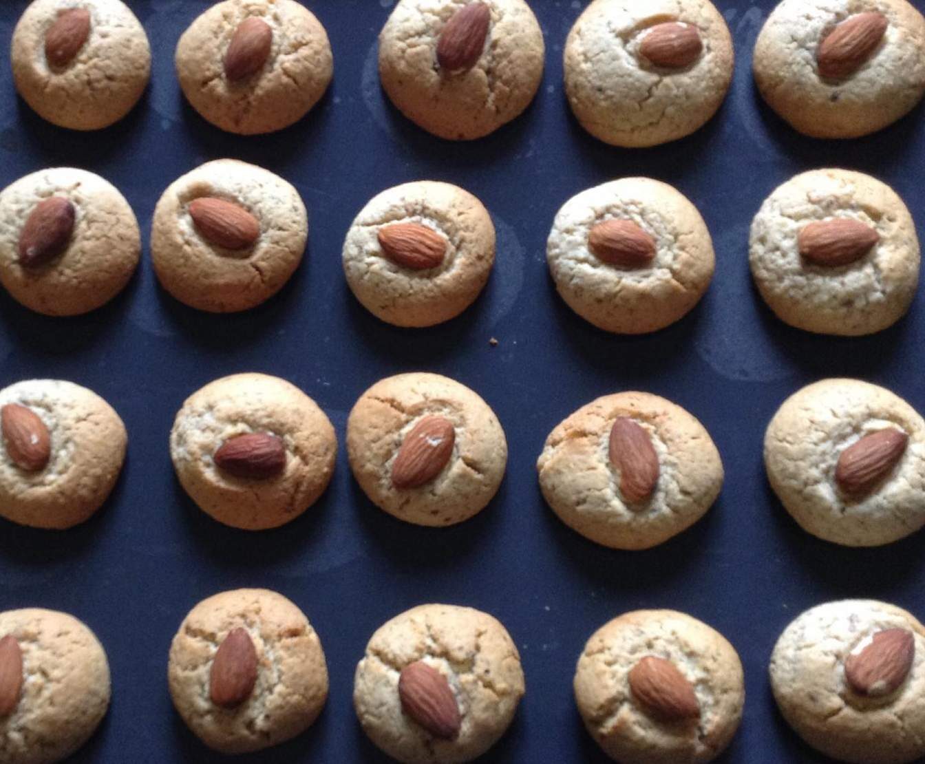 Biscuits marocains aux amandes