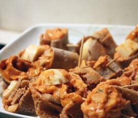 Bouchés apéritif : Roulés de sarrasin pimenté aux œufs de lymphe