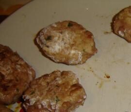 boulette de porc à la coriandre