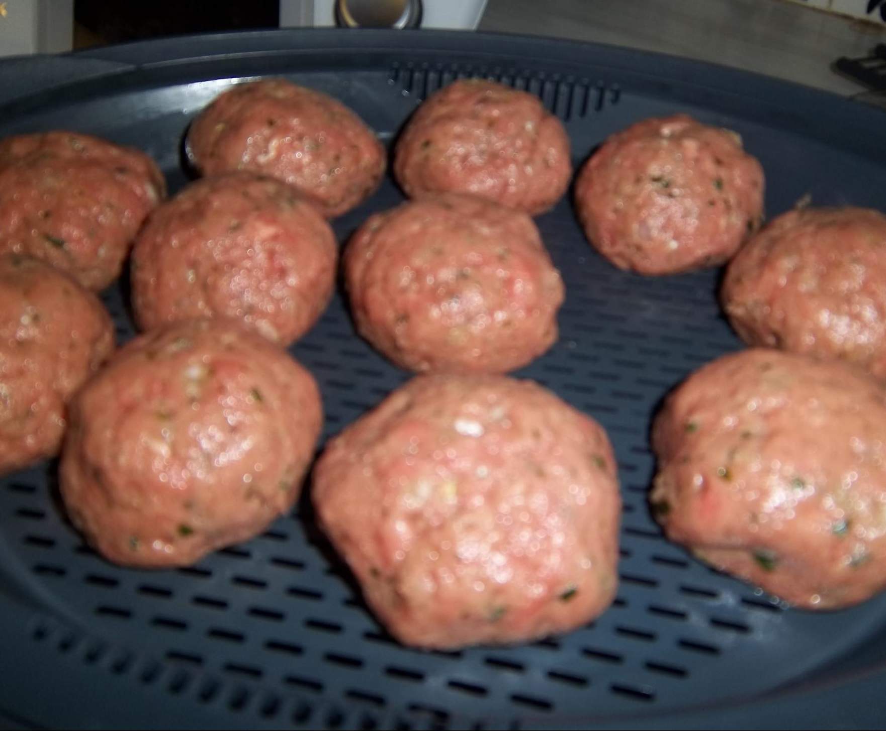 Boulettes de boeufs et sa sauce tomate basilic origan champignons