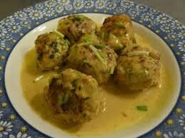 Boulettes de poulet, sauce curcuma