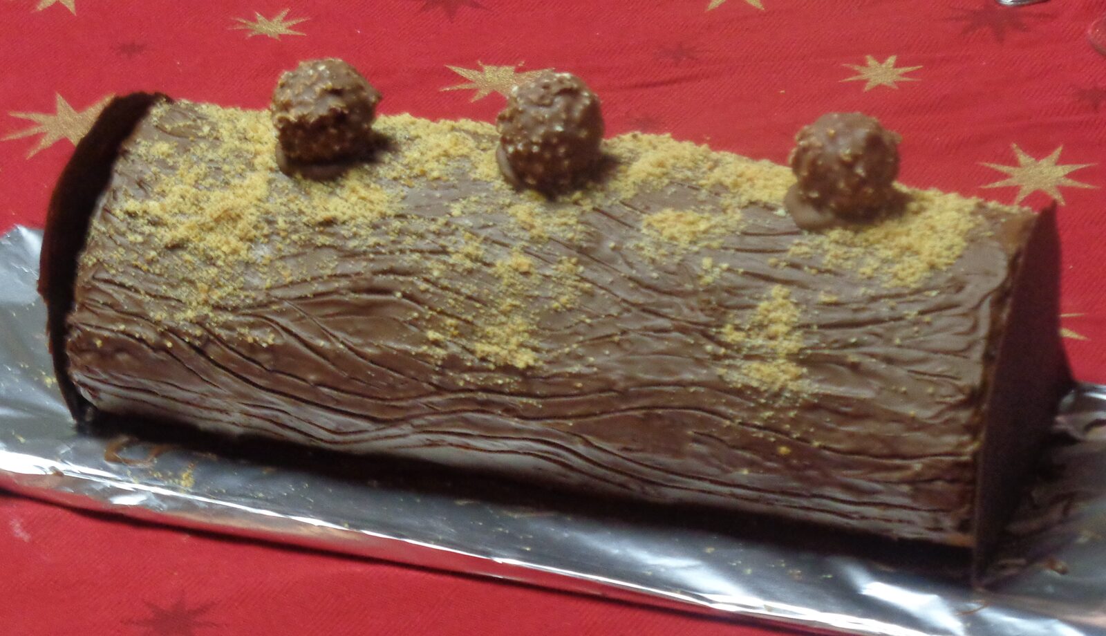 Bûche aux Ferrero Rochers