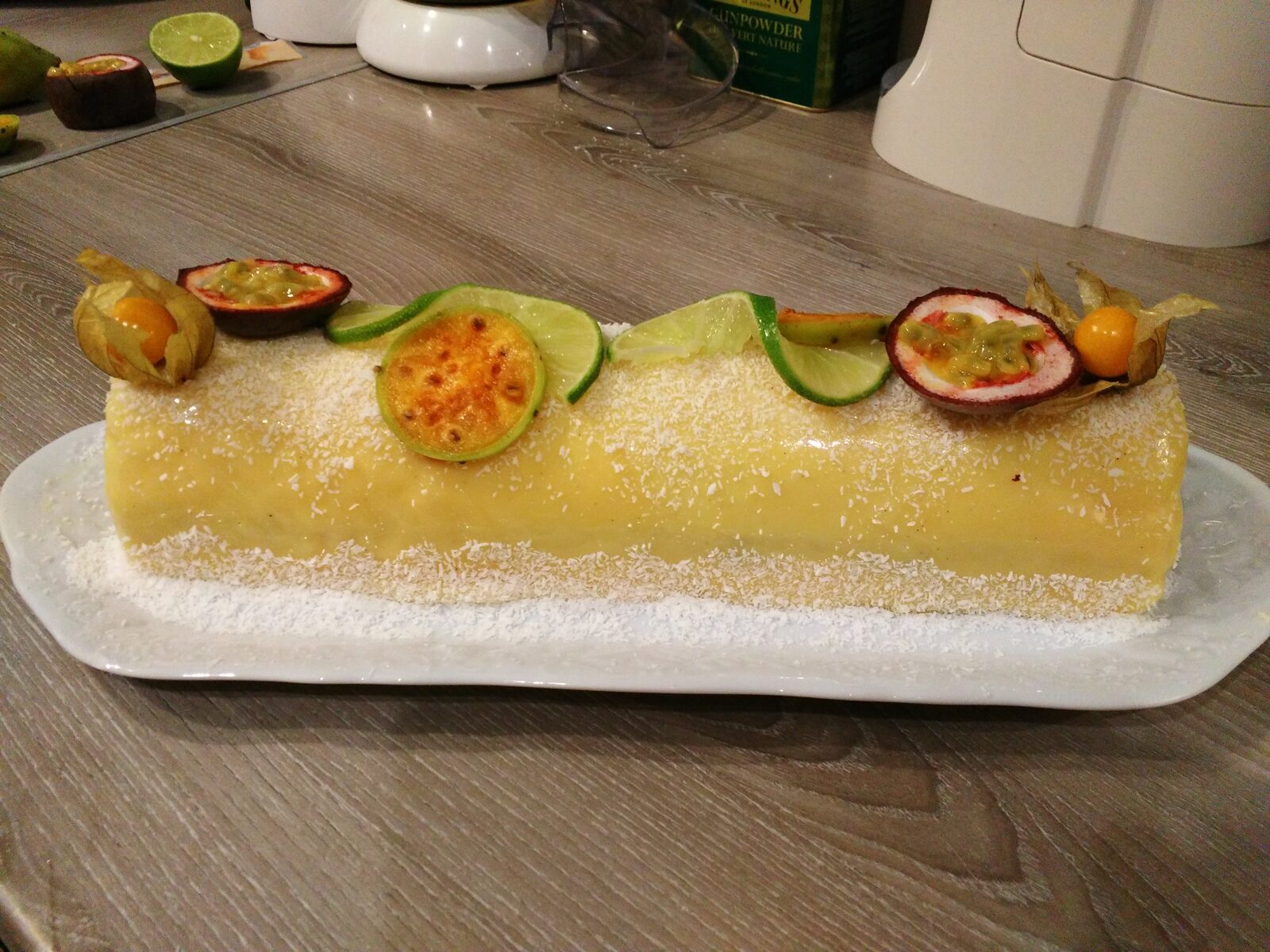 buche aux fruits exotique