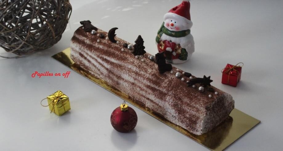 Bûche façon tiramisu (mousse mascarpone, biscuit cuillère et crémeux chocolat café)