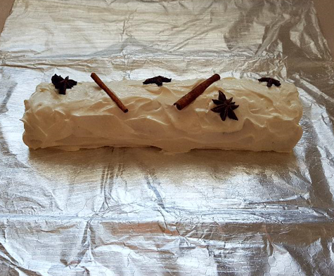 BUCHE SALEE DEGUISEE