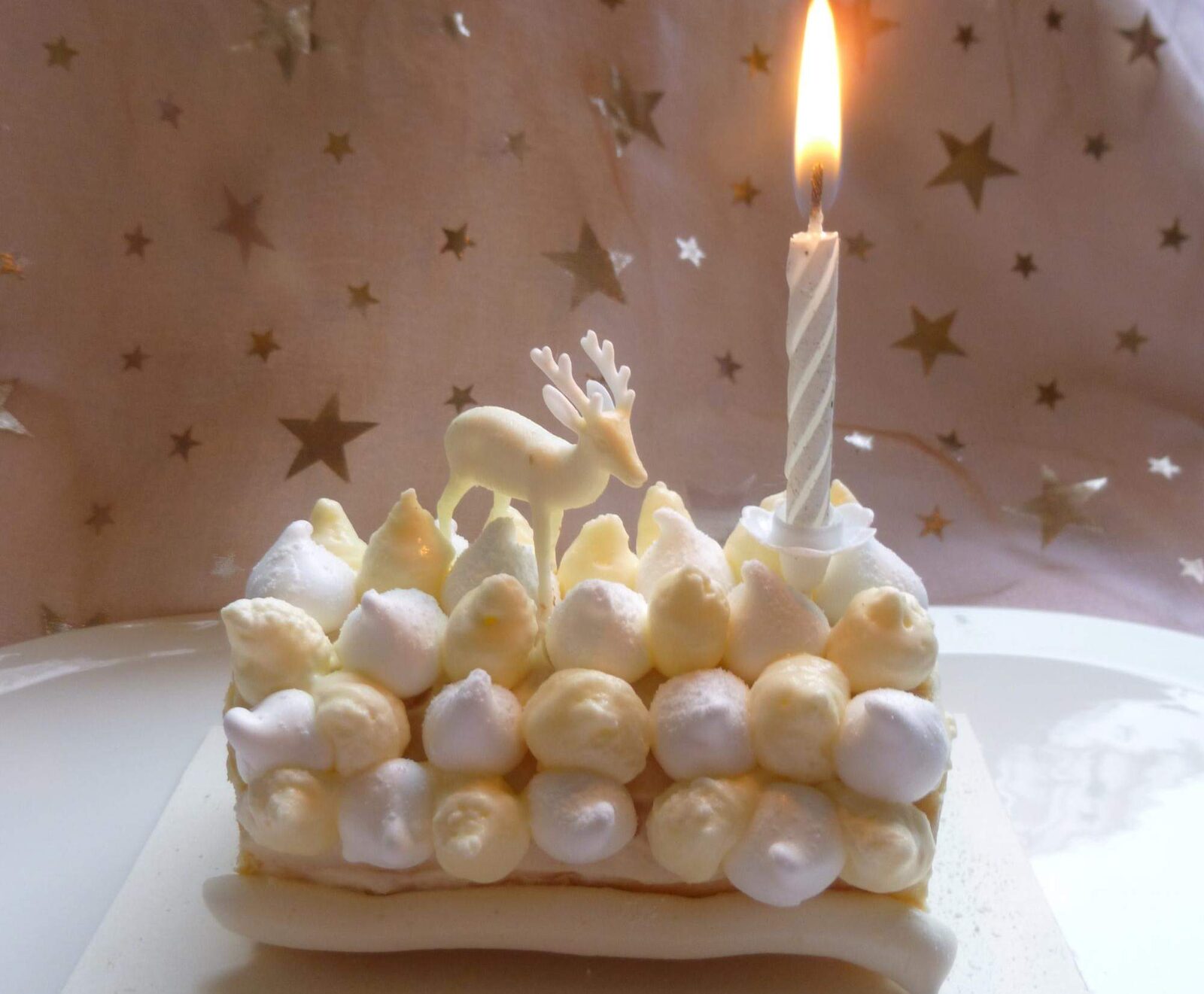 Bûchettes crème de citron,petites meringues,chantilly crème de citron