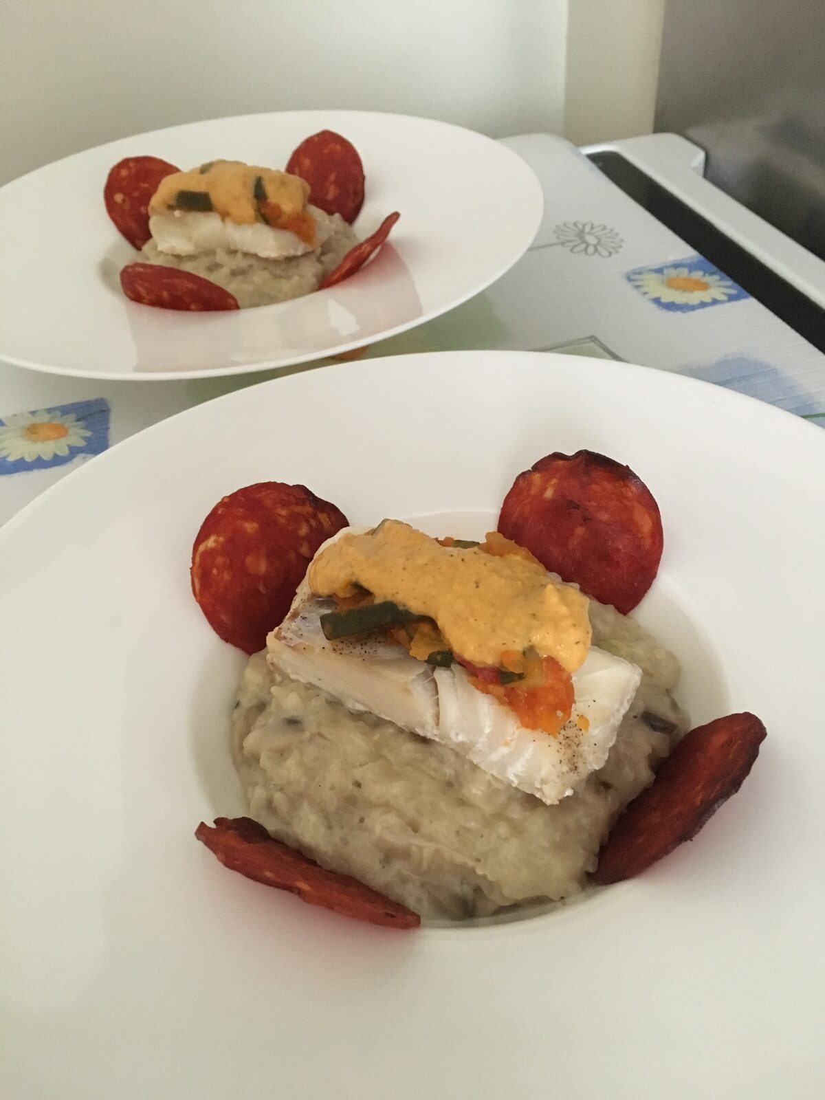 Cabillaud sauce chorizo, risotto chaource