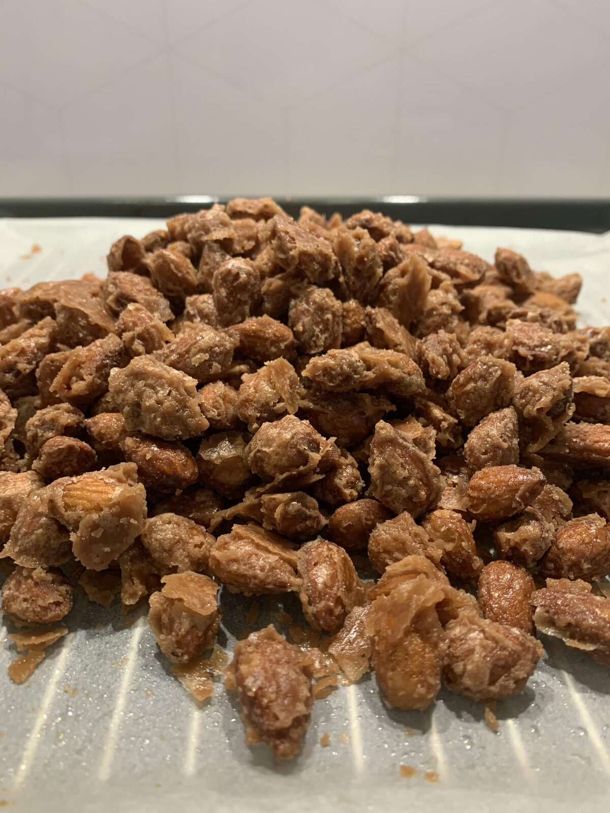 Cacahuètes ou amandes caramélisées