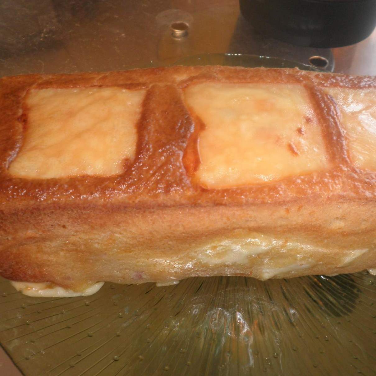 Cake au fromage à raclette et au lardons fumés