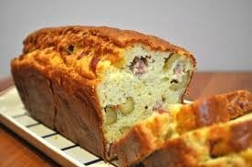 Cake aux olives et jambon