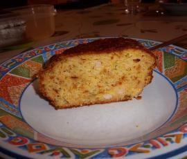 Cake extra moelleux au jambon et oignons frits