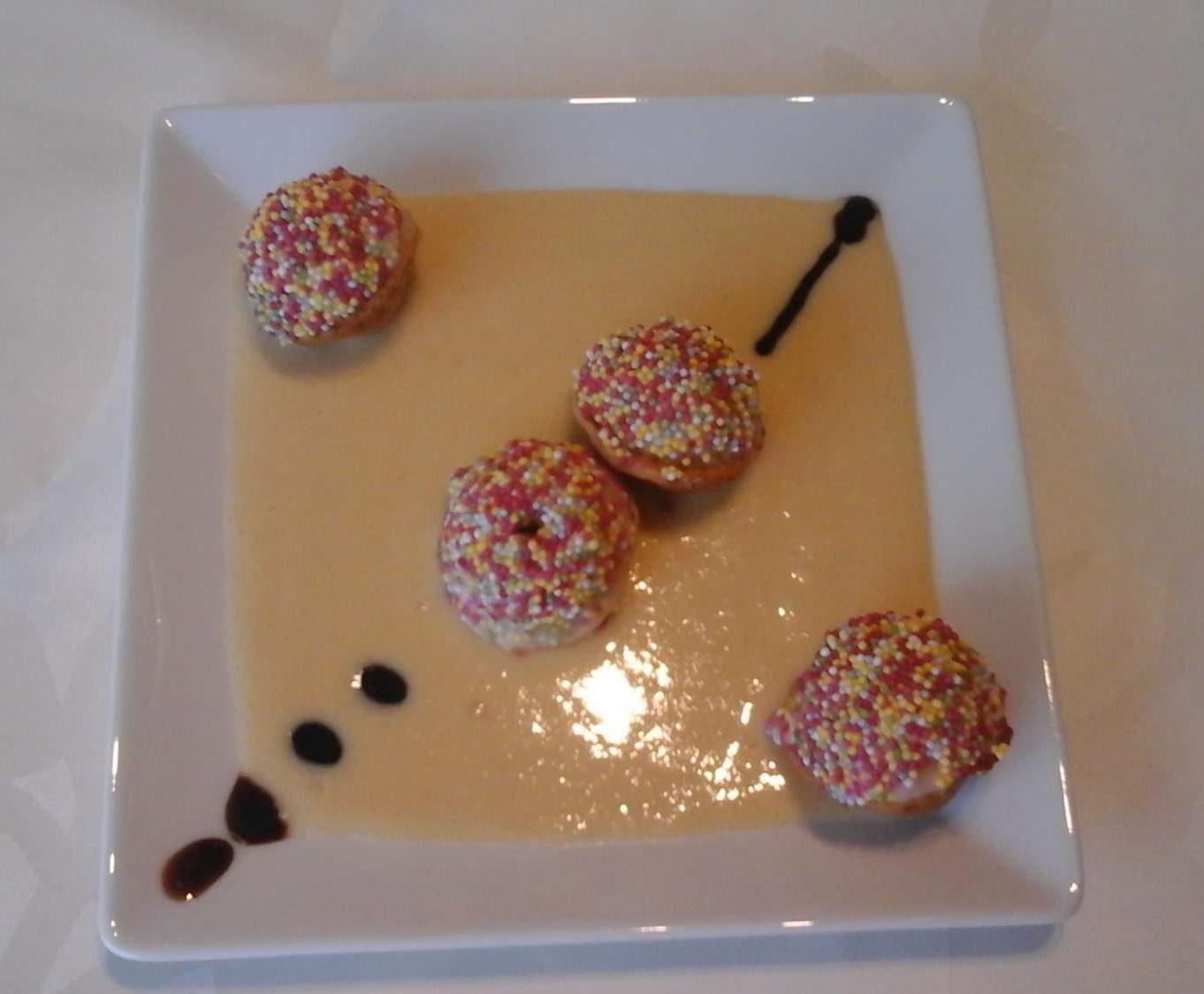 CAKE-POPS AUX POMMES SANS GLUTEN ET SA CRÈME ANGLAISE