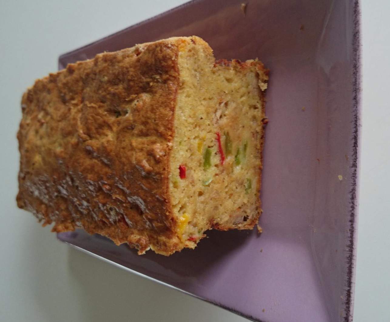 Cake thon poivrons et piment d'Espelette