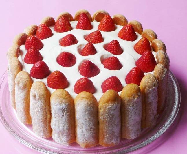 charlotte chocolat blanc et fraises