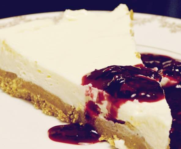 Cheesecake citron sans cuisson & coulis de fruits rouges