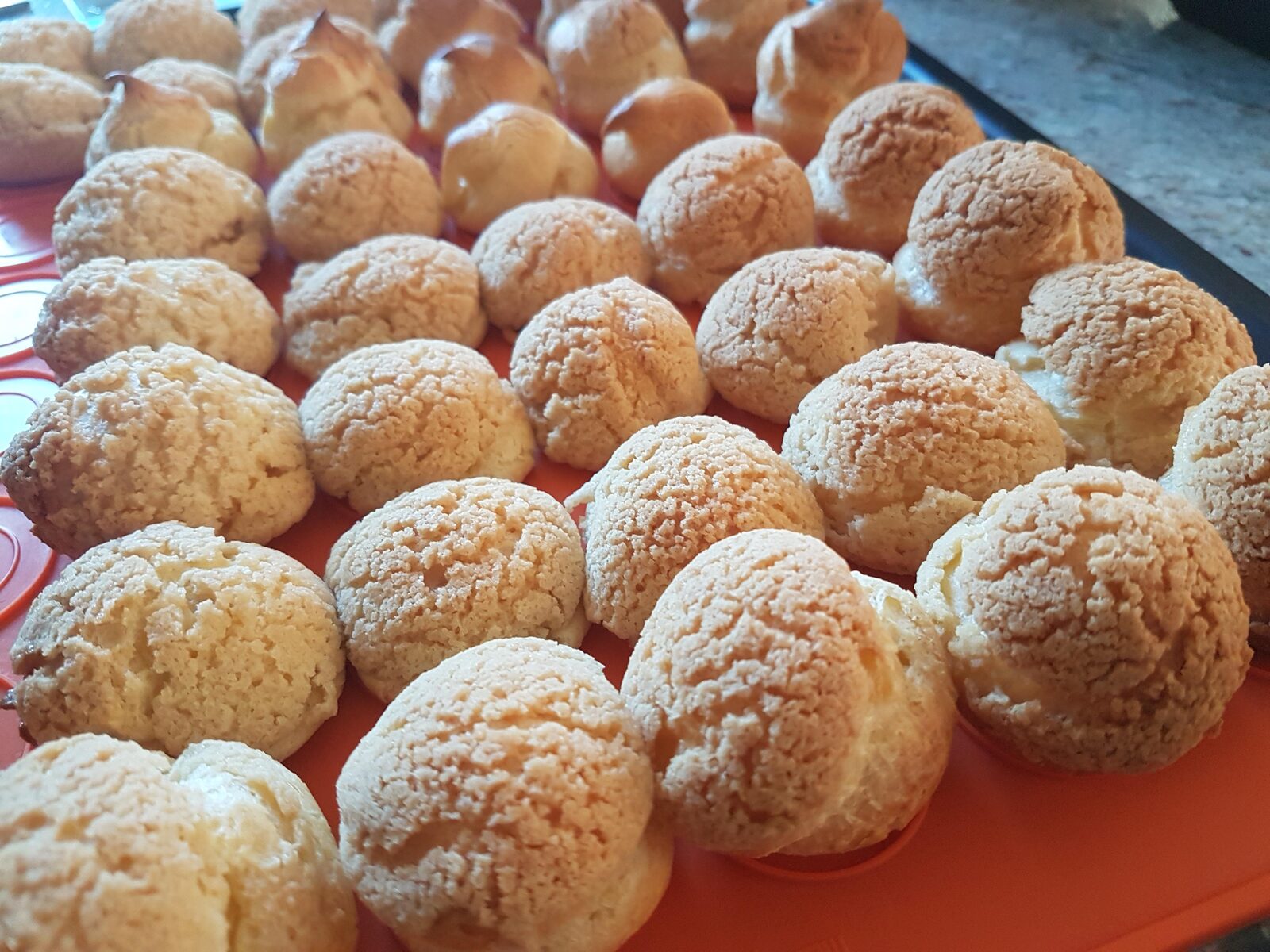 choux craquelin