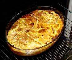 Clafoutis aux pommes et raisins secs