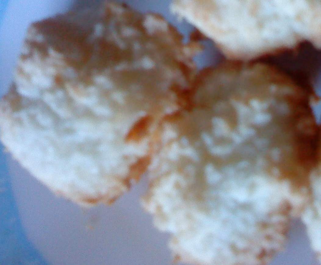 Cocosbredle (rochers à la noix de coco - Petits gâteaux de Noël)
