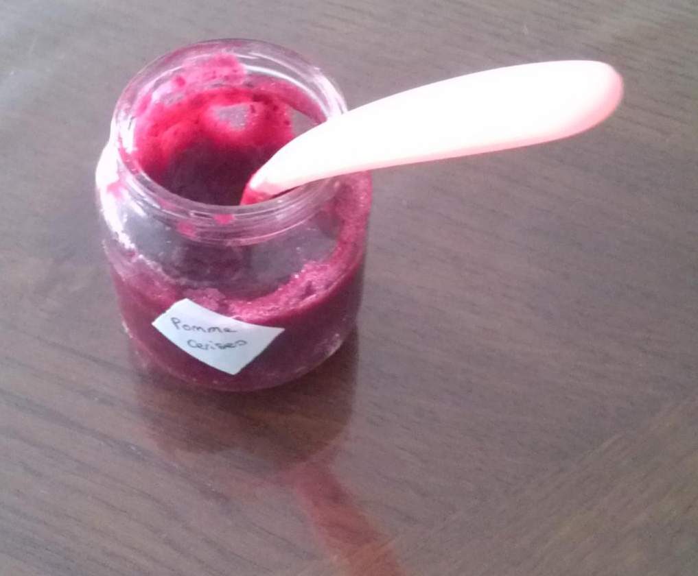 Compote de pommes et cerises