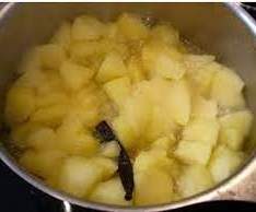 compote de pommes sans sucre ajouté et à la semoule fine