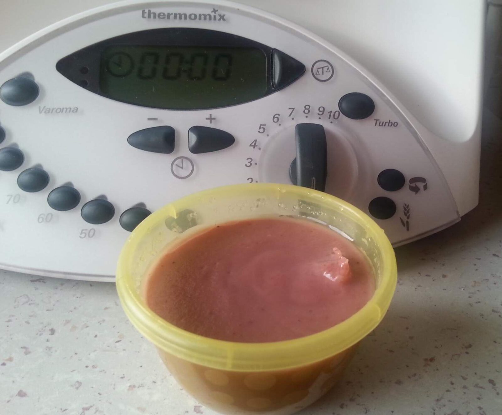 Compote pomme fraise pour bébé