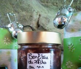 Confiture de pêches au vin rouge et aux épices