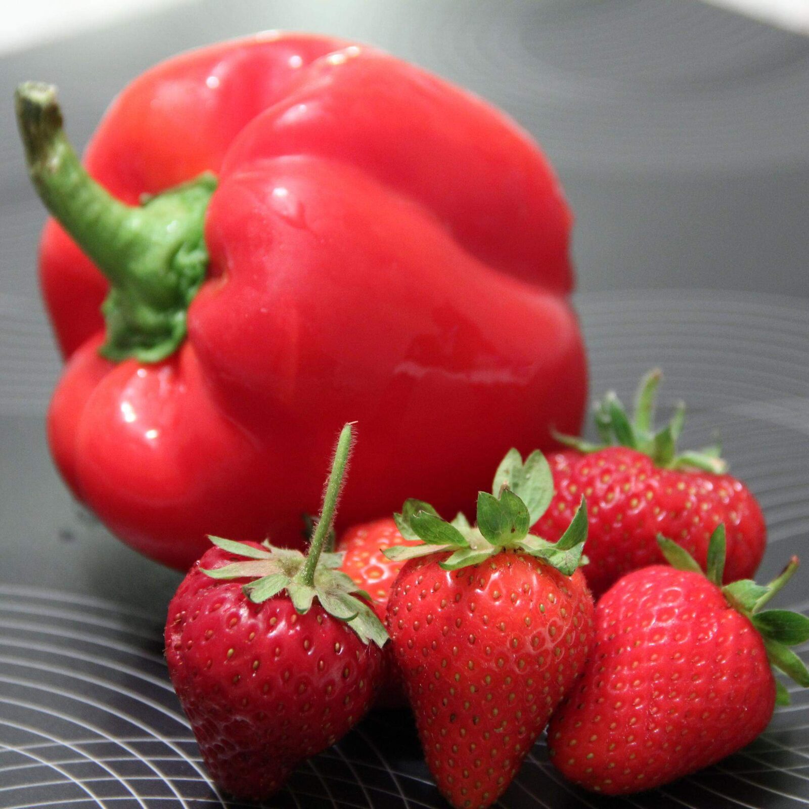 Confiture fraises - poivrons rouges