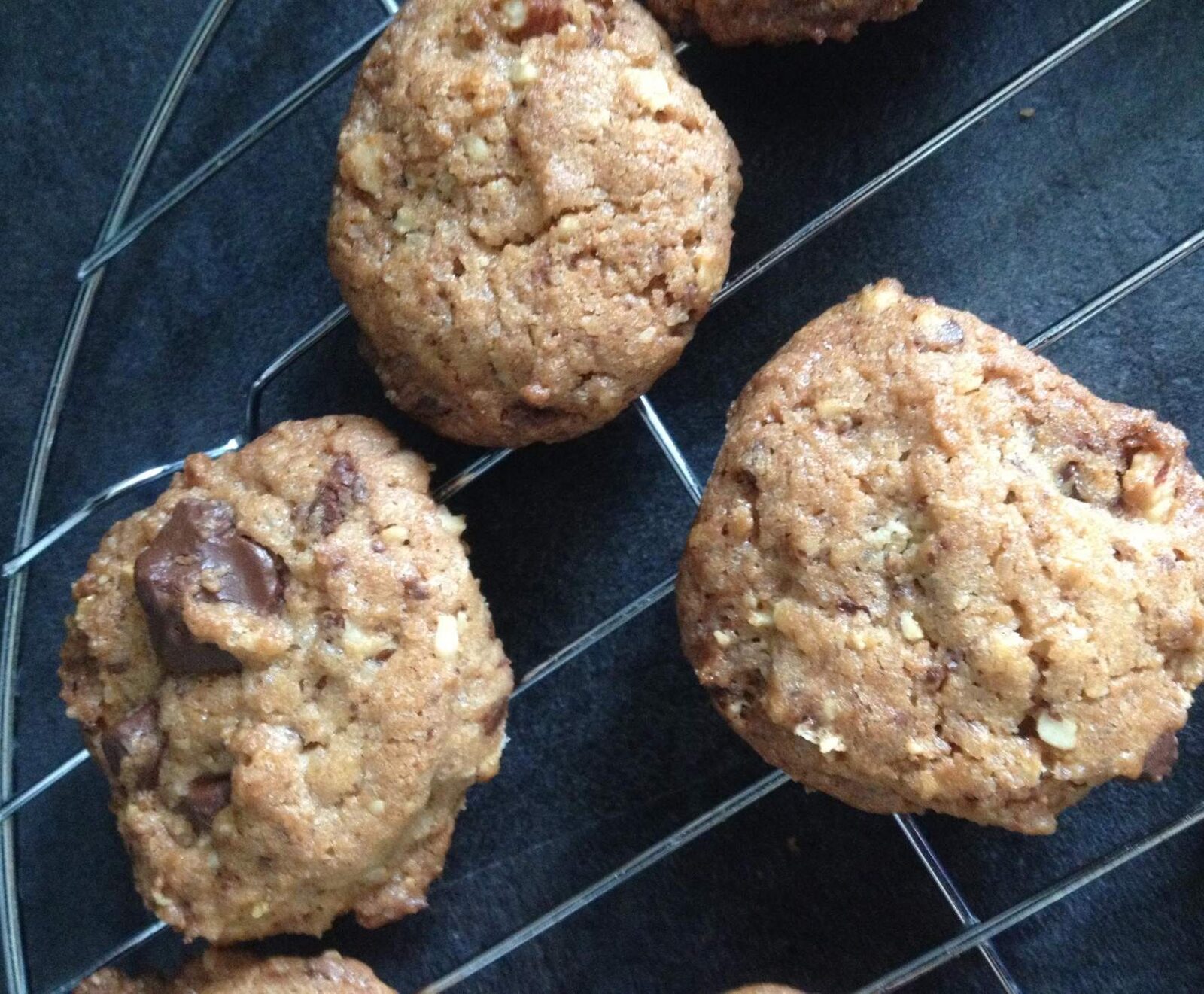 Cookies chocolat, amandes, noisettes croustillants