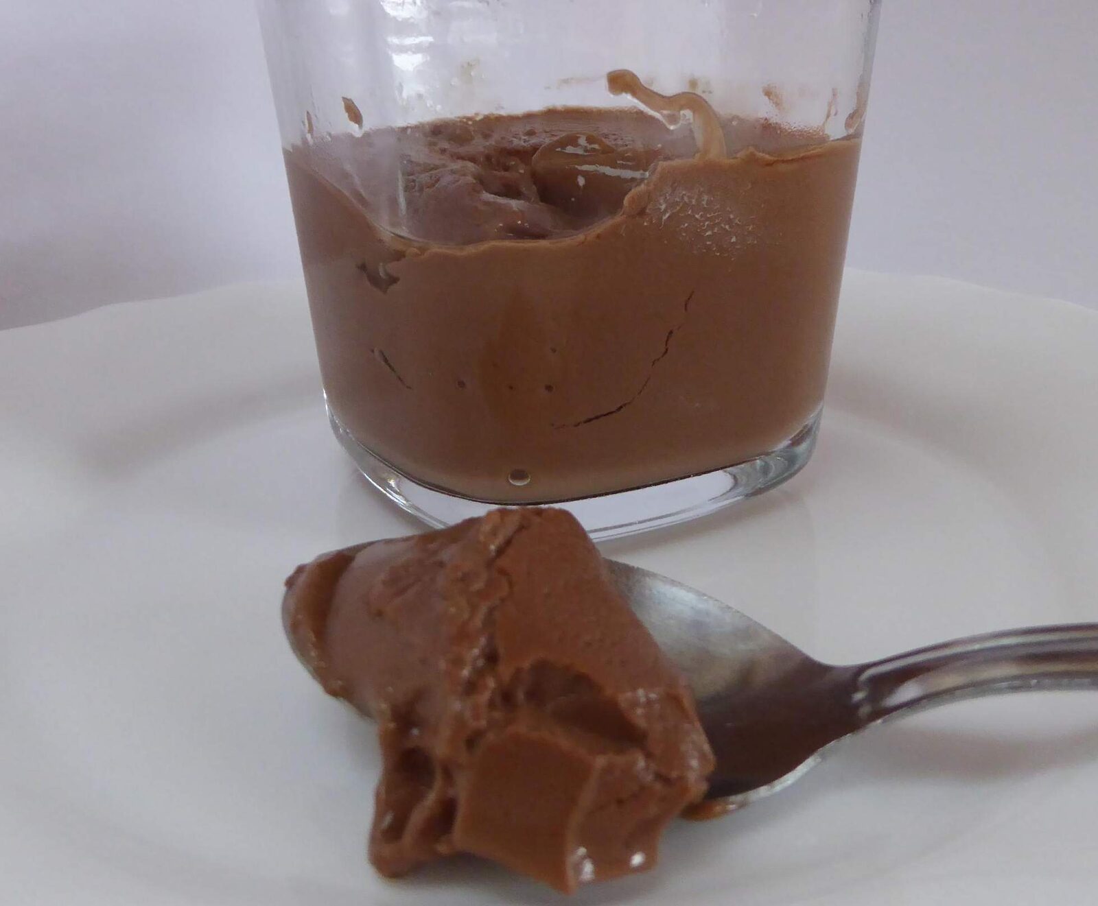 Crème au chocolat (sans oeufs, sans sucre, sans gluten)