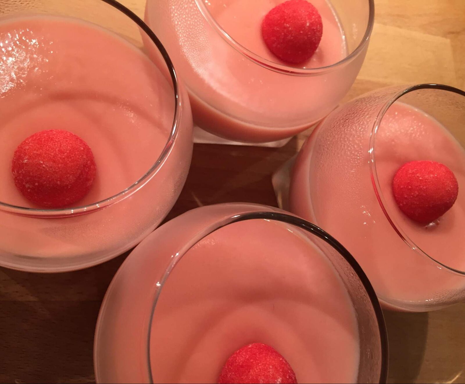 CREME AUX FRAISES TAGADA