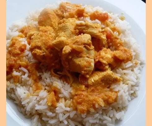 Curry de poulet aux abricots