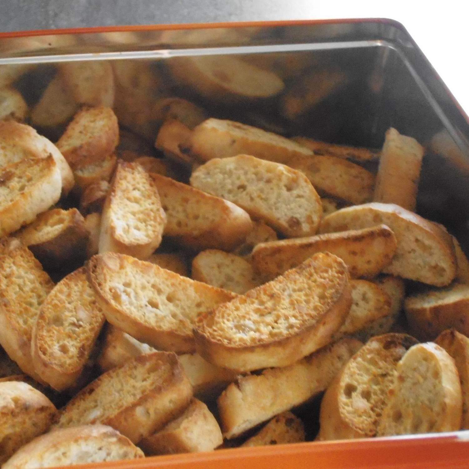 Feqas aux amandes et aux raisins