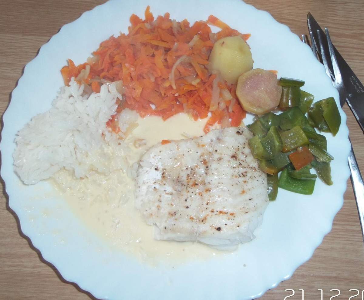 Filet de julienne au beurre blanc et petit légumes