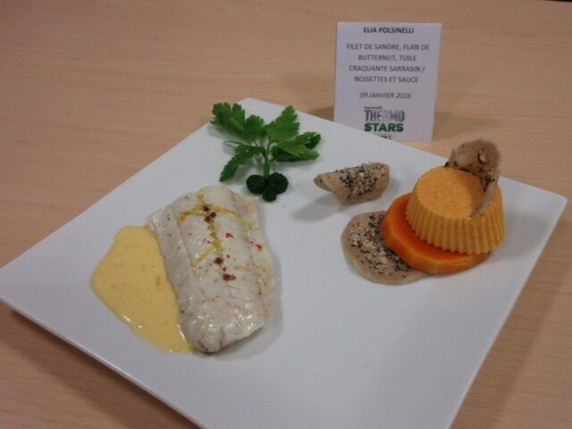 FILET DE SANDRE, FLAN DE BUTTERNUT, TUILES A LA FARINE DE SARRASIN, NOISETTES ET FLEUR DE SEL, SAUCE BERGAMOTE