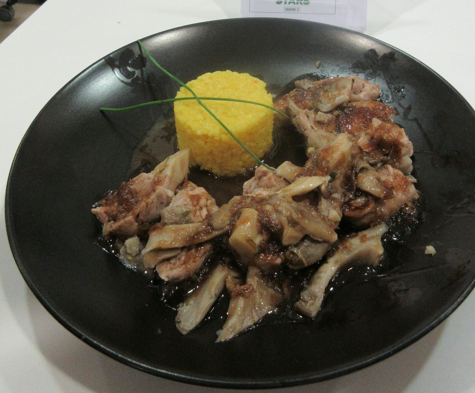 Filet mignon de porc , sauce miel vinaigre balsamique et risotto au safran