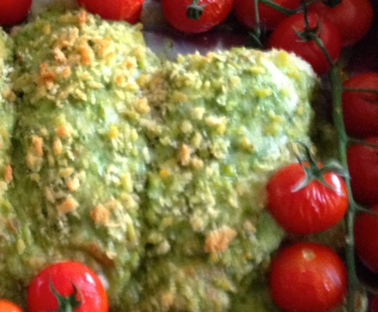 Filets de Poulet au Pesto et au brie, Tomates rôties