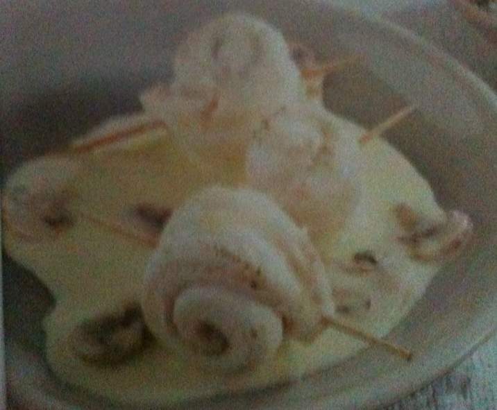 Filets de sole au vin et aux champignons