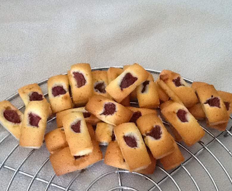FINANCIERS à la FRAISE