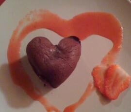 Fondant au chocolat coeur coulant aux fraises