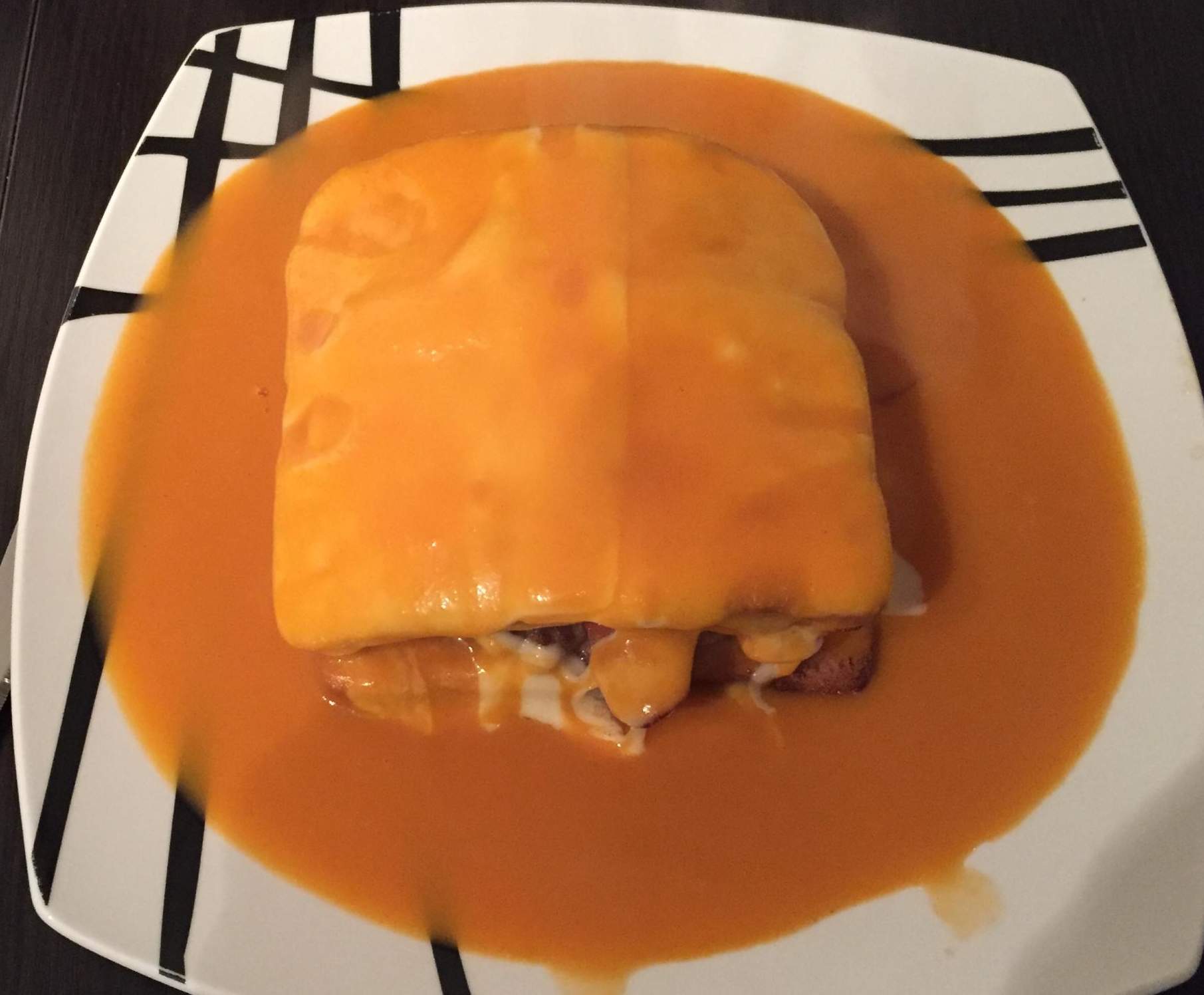 Francesinha (Croque monsieur portugais)