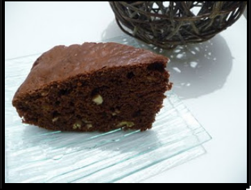 Gâteau au chocolat, fromage blanc et noisettes