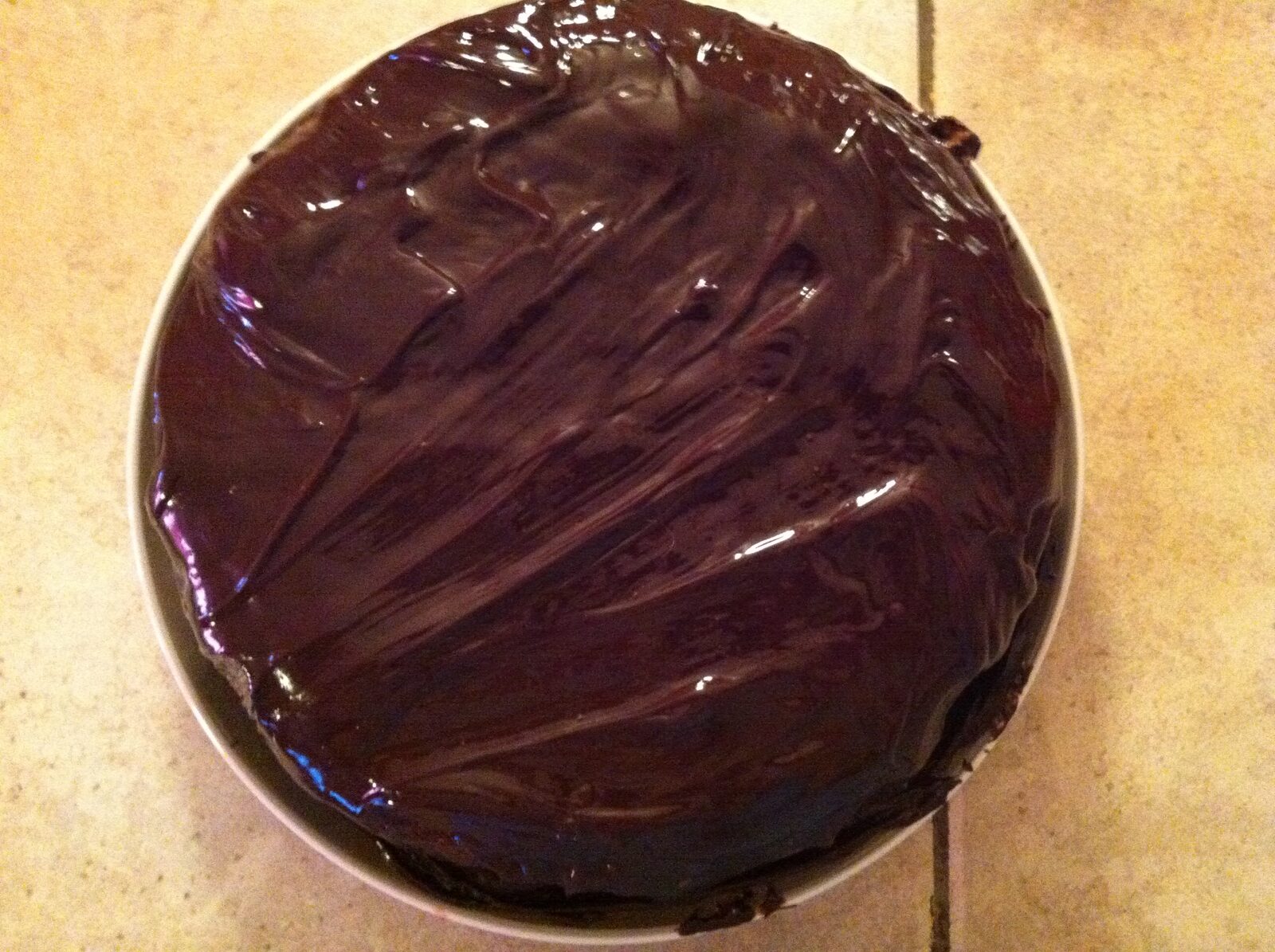 Gâteau au yaourt coeur fraise nappage chocolat