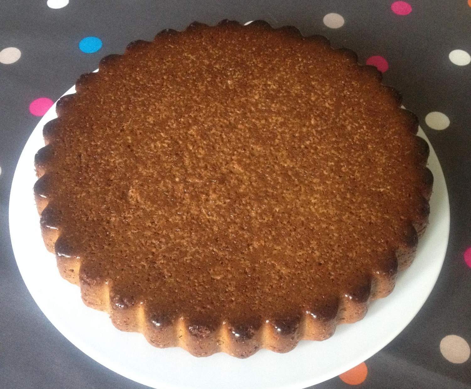 GATEAU AUX NOISETTES