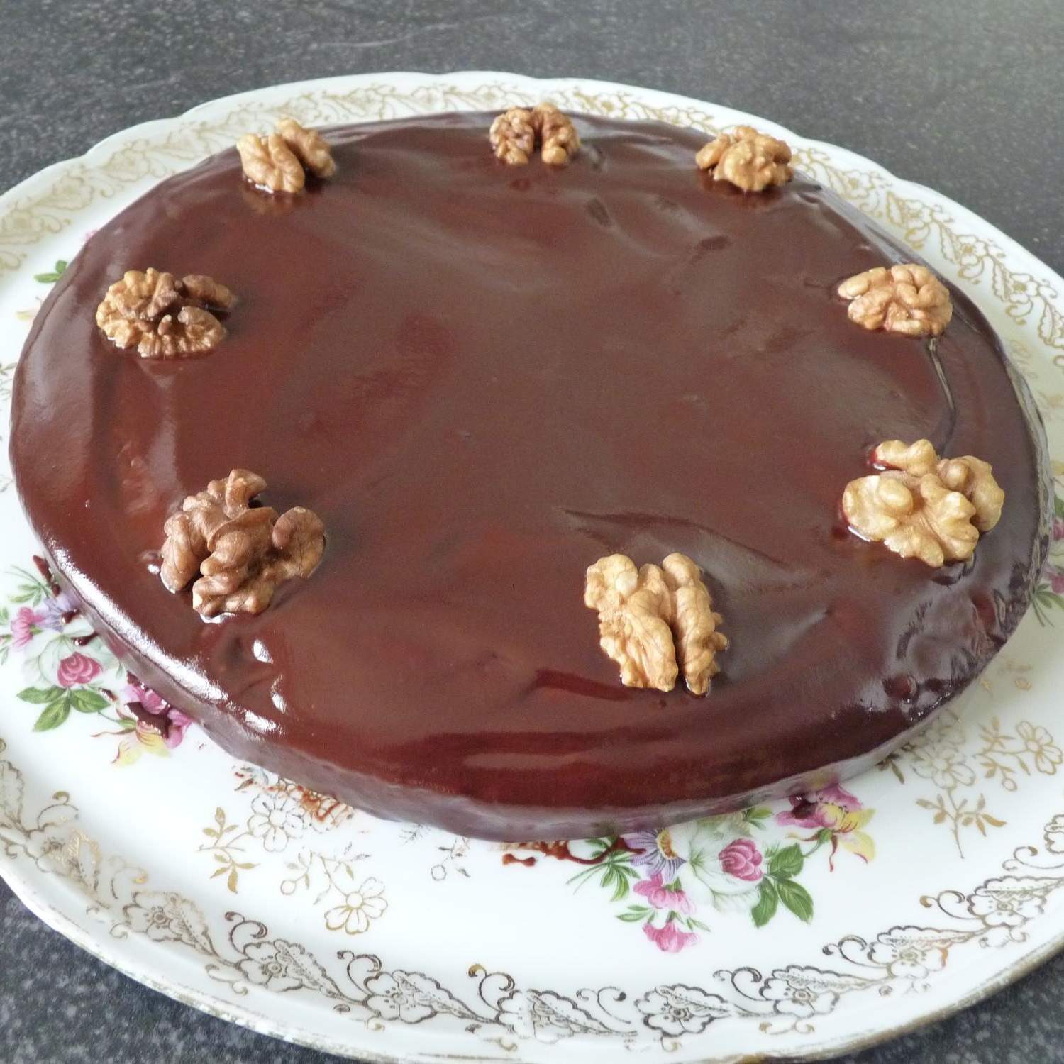 gateau aux noix nappage chocolat