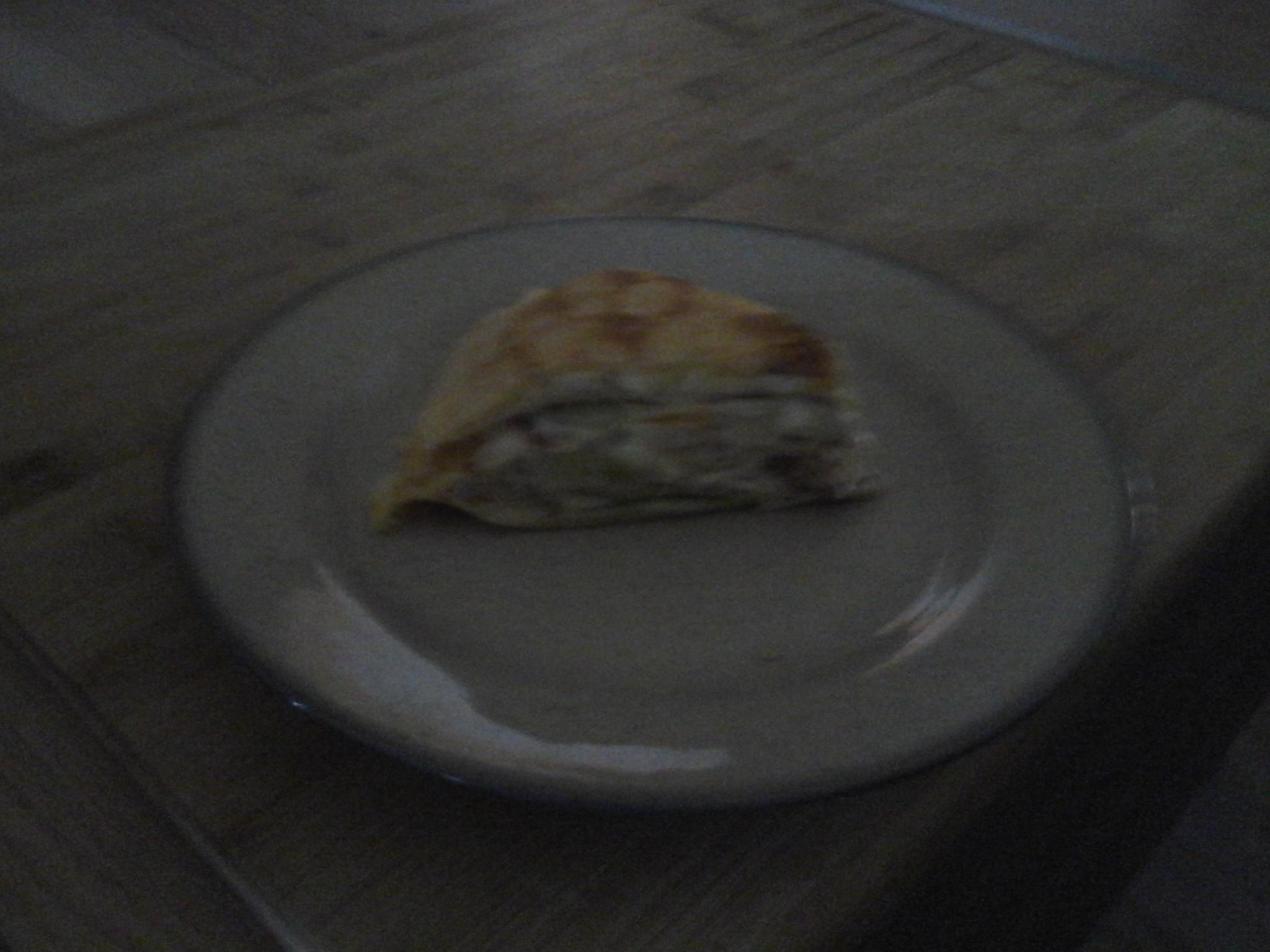 Gateau de crêpes salé poulet crudités et avocats