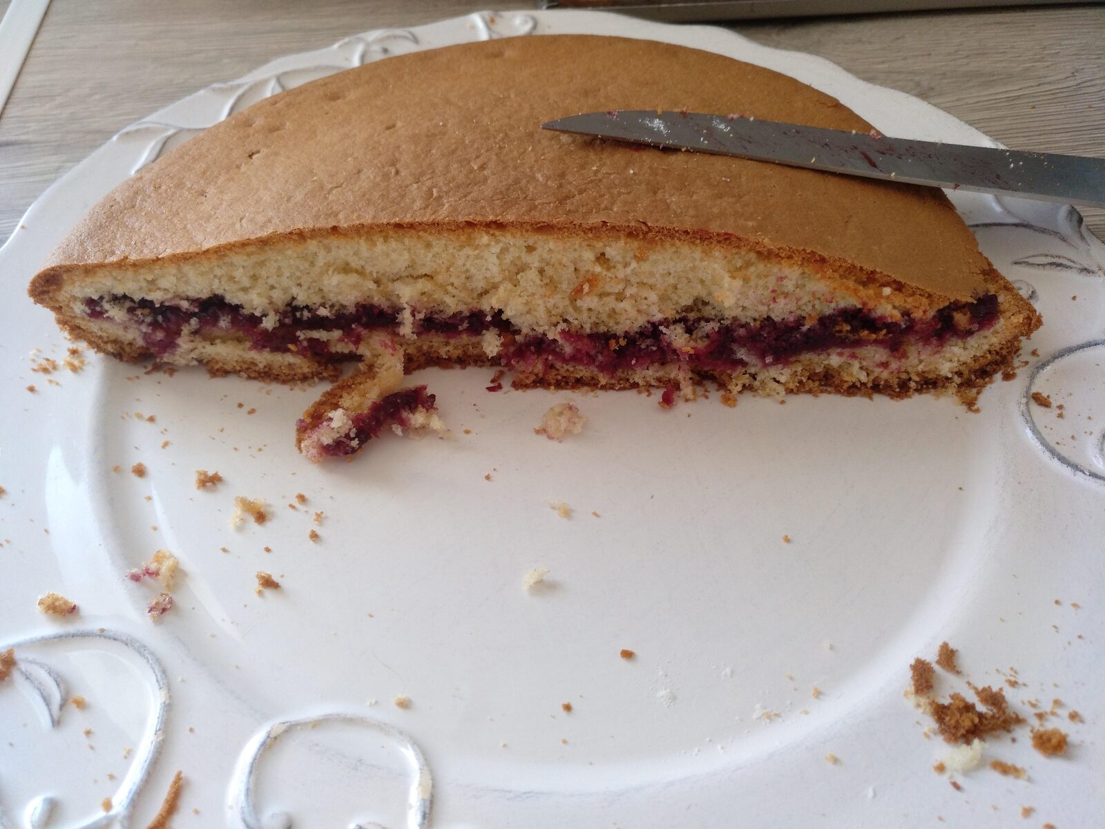 Gâteau léger et rapide à la confiture