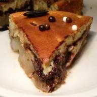 Gâteau mousseux mascarpone-amande aux poires et aux pépites de chocolat