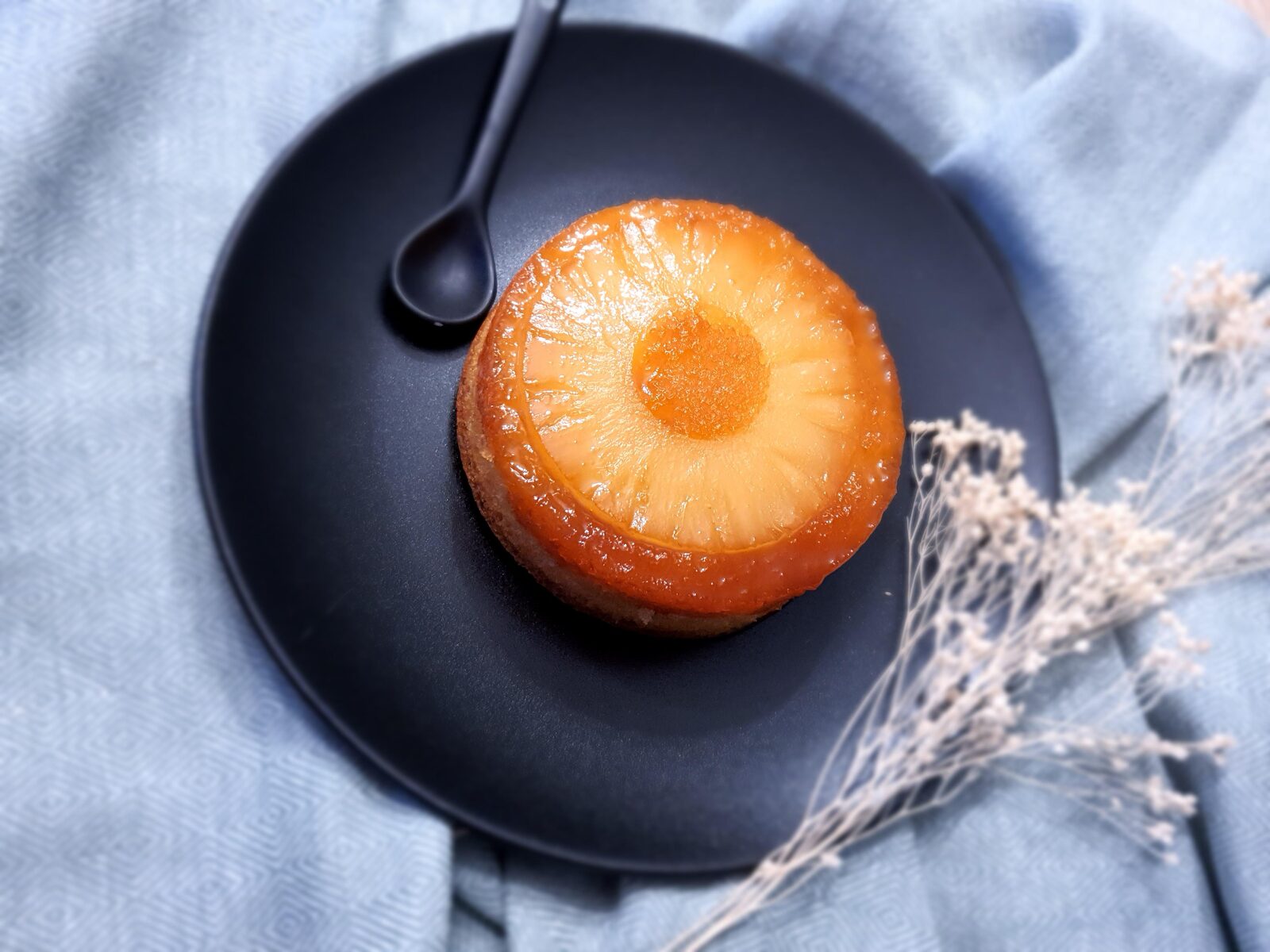Gâteau renversé à l'ananas by Sihem Marouf Bouriche (IDF NORD)